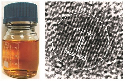 Molybdenite QDs in aqueous solution (left) and under ultrahigh magnification (right). Source: National University of Singapore