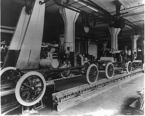 Model T’s at Ford’s Highland Park plant in 1913. Source: Picryl