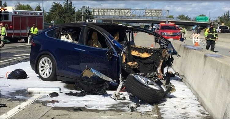 Update: Tesla Car on Autopilot Accelerated Prior to Fatal Crash