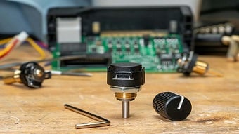 Video: New shafted miniature encoder for small spaces