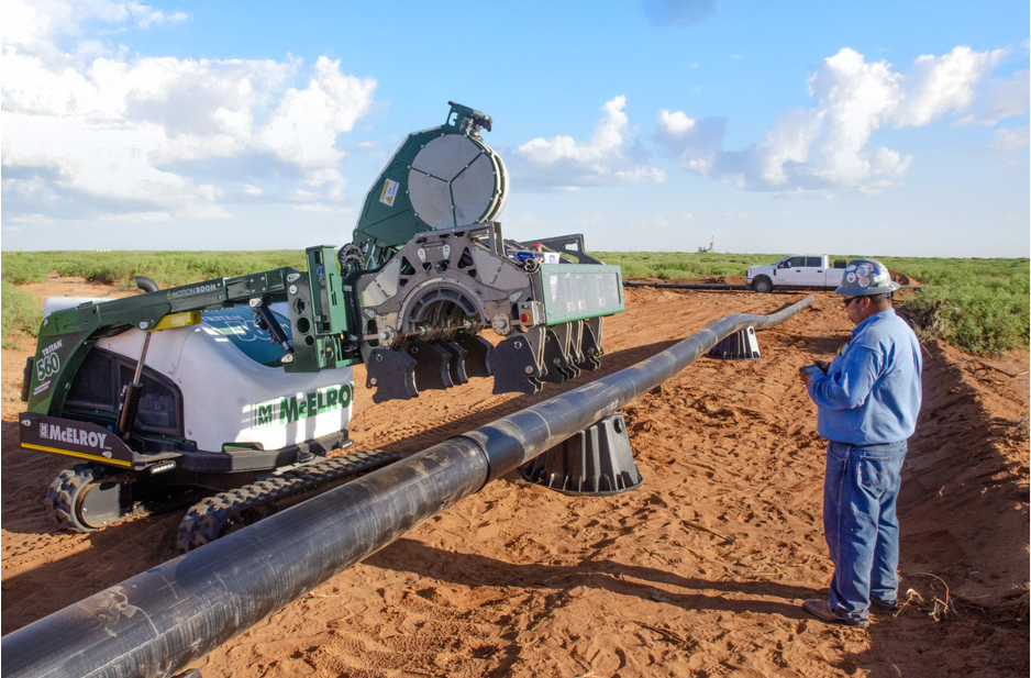 Figure 3: Using the DataLogger 7, a technician fuses pipe with McElroy&rsquo;s Tritan 560. The Tritan 560 was designed with ease of use, operator safety and efficiency in mind to further boost the installation process for HDPE pipe. Source: McElroy