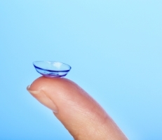 Researchers have developed a first step to computer screens on contact lenses.