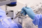The robot uses a barely 0.03 mm-wide needle to inject a thrombolytic drug into the retinal vein of the patient.