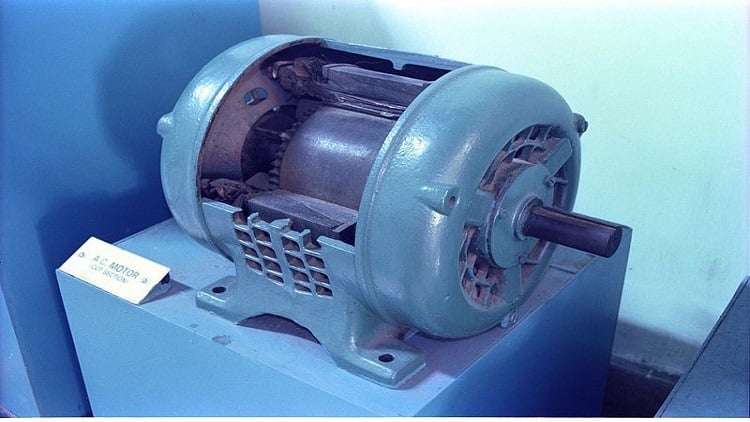 Cutaway of an AC motor. Source: Biswarup Ganguly