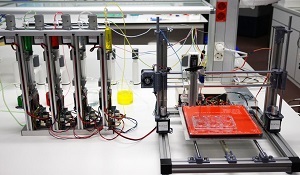 The prototype 3-D bioprinter creates totally functional human skin. Credit: Universidad Carlos III de Madrid