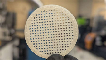 Low-cost, 3D-printed filter traps microplastics in water