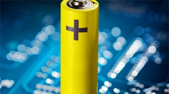 Conductivity measurement of battery electrolyte using the right sensor