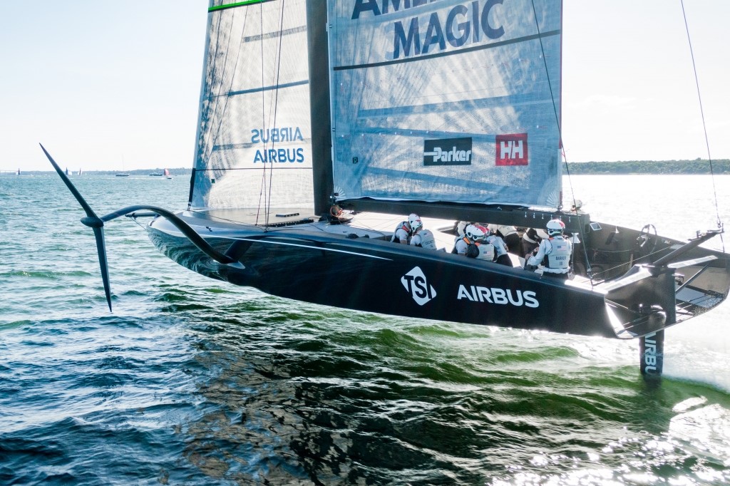 Figure 1. DEFIANT under sail in Narragansett Bay, Rhode Island. Source: Amory Ross/NYYC