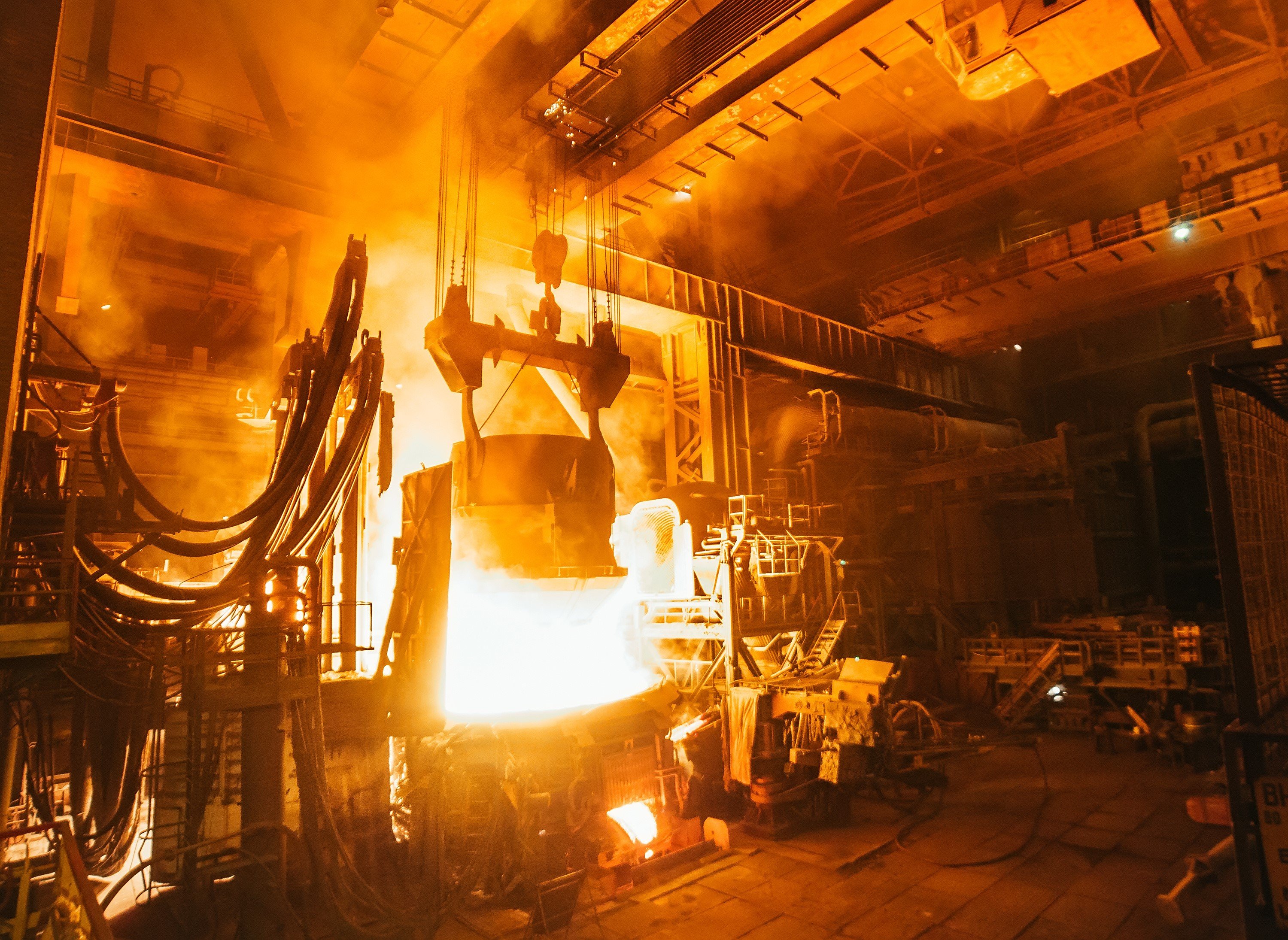 Figure 1: Steel production in a furnace. Source: davit/85/Adobe Stock