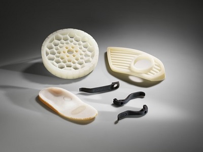 A wide range of additively manufactured sample components will be presented as hands-on exhibits. Source: Arburg