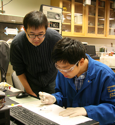 Yat Li and Tianyu Liu work on supercapacitors using 3D-printed graphene aerogel electrodes.