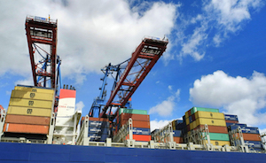 U.S. federal regulations require that all foreign cargo containers be scanned for nuclear materials or weapons. Image credit: Pixabay.