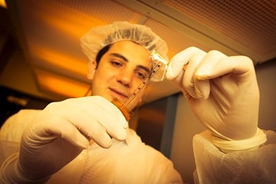The PEDOT:PSS electrode grid is a new brain mapping device that can be used during brain surgery. (Credit: David Baillot/UC San Diego Jacobs School of Engineering)
