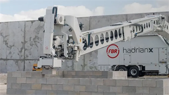 Australian company re-introduces its brick-laying robot