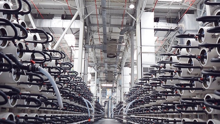 World's largest water recycling facility now complete