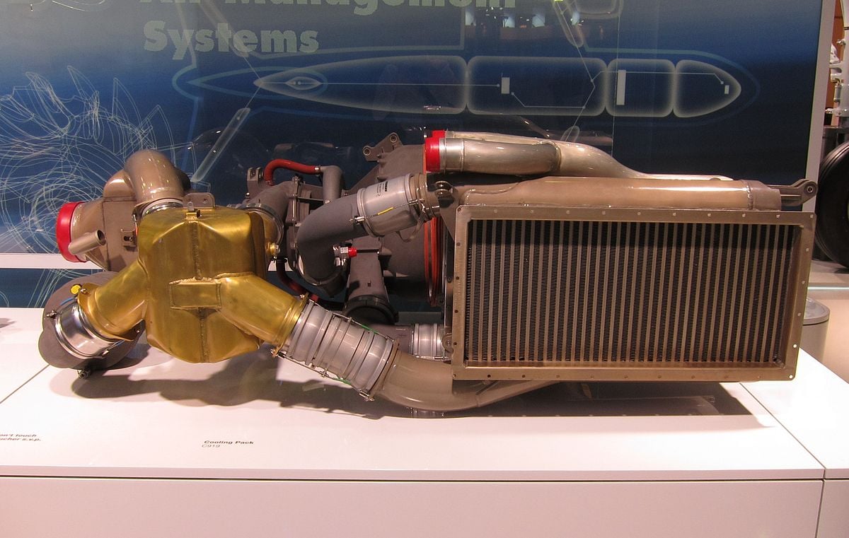 Figure 3: Air conditioning pack of the Comac C919. Source: Olivier Cleynen/CC BY-SA 3.0 