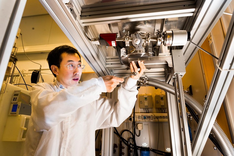 Toward Graphene-Powered Renewable Fuel
