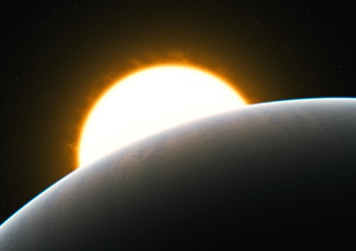 An artist rendering of a large planet near its star. Source: Laboratoire Interuniversitaire des Syst&egrave;mes Atmosph&eacute;riques
