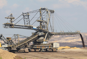 Researchers have identified both sulfur- and iron-oxidizing organisms that contribute to the production of acid in mining waste. Image credit: Pixabay.