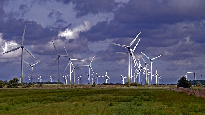 A wind turbine farm (pixabay.com)