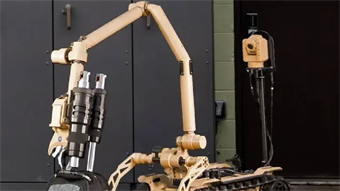 New bomb disarming robots in development for the Australian military