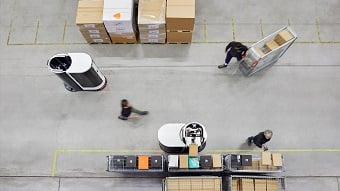 Drives for speed in intralogistics