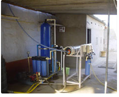 The Kotri desalination plant in India largely was built using locally available parts. Source: Barefoot College.org.