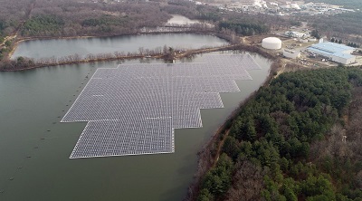The 4.4 MW floating solar project in Sayreville, New Jersey. Source: NJR Clean Energy Ventures