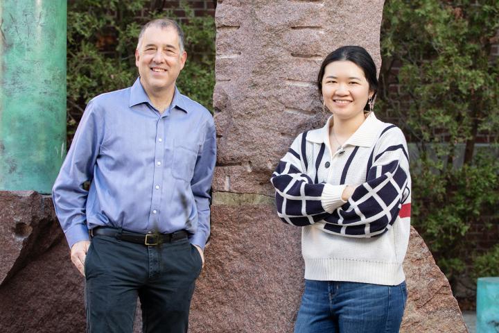 Illinois researchers Andrew Gewirth, left, and Stephanie Chen designed a new copper-polymer electrode that can help recycle excess CO2 into ethylene. Source: L. Brian Stauffer