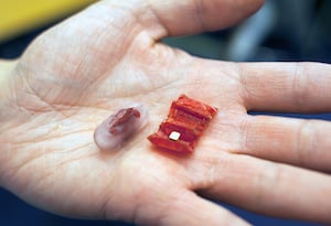 An example of a capsule and the unfolded origami device. Image credit: MIT.
