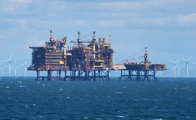 Offshore Gas Platforms, Morcambe Bay. Source: Rossographer
