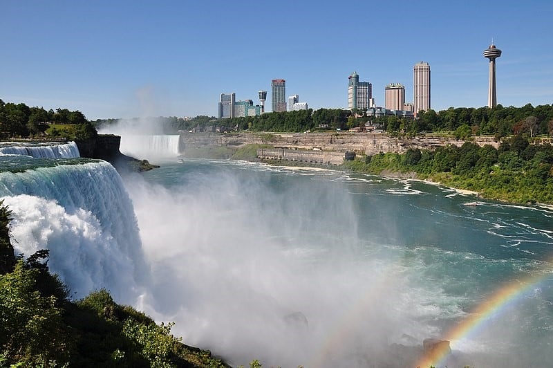 Niagara Falls.  Bob Collowan/CC-BY-SA-4.0