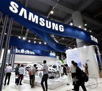 Samsung says that it believes chip demand from automakers will grow fast as cars are built with high-end infotainment systems.