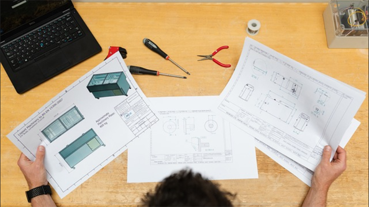 10 scholarships that can help lower the cost of an engineering degree
