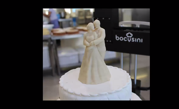 The Bocusini Pro 2.0 can create a wedding cake topper that bears more than a casual resemblance to the couple. Image credit: Bocusini.com