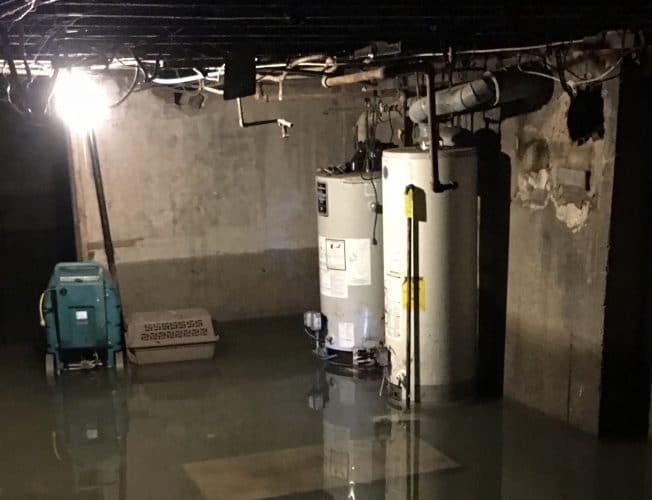 Water-Powered vs Battery Backup Sump Pumps • Which Is Best?