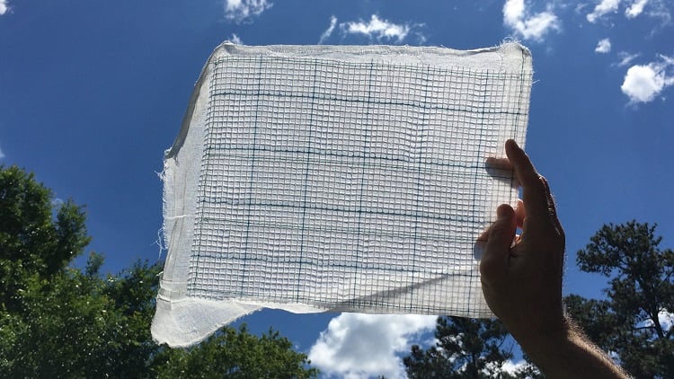 Fabric filter captures and converts CO2 emissions